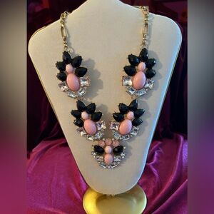 Make a statement-statement necklace!